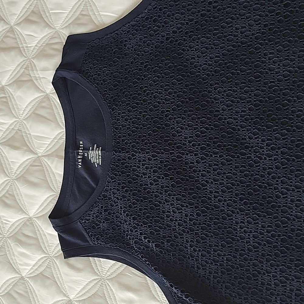 Sleeveless Knit tops - Picture 4 of 4